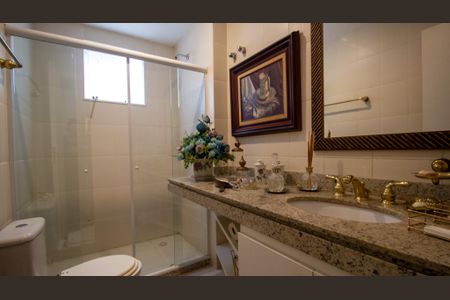 Casa de condomínio à venda com 250m², 4 quartos e 1 vagaBanheiro Social