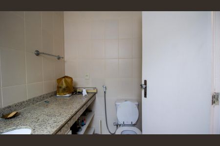 Casa de condomínio à venda com 250m², 4 quartos e 1 vagaBanheiro da Suíte 3