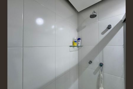 Apartamento à venda com 70m², 2 quartos e 1 vaga Apartamento à venda com 70m², 2 quartos e 1 vagaBanheiro Social