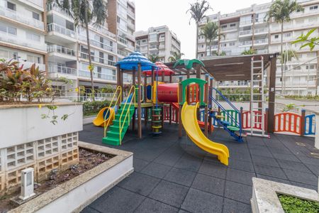 Apartamento à venda com 70m², 2 quartos e 1 vaga Apartamento à venda com 70m², 2 quartos e 1 vagaÁrea comum