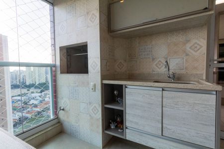 Apartamento à venda com 134m², 3 quartos e 3 vagas Apartamento à venda com 134m², 3 quartos e 3 vagasVaranda