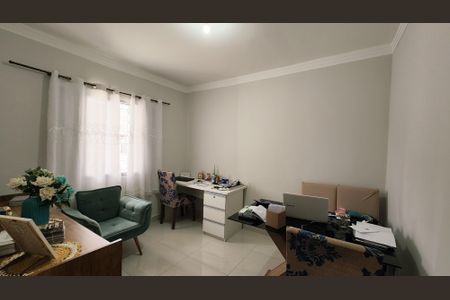 Casa à venda com 140m², 4 quartos e 5 vagasQuarto 1