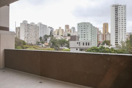 Apartamento à venda com 166m², 3 quartos e 3 vagas Apartamento à venda com 166m², 3 quartos e 3 vagasVista da Suíte 1
