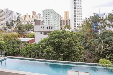 Apartamento à venda com 166m², 3 quartos e 3 vagas Apartamento à venda com 166m², 3 quartos e 3 vagasVista da Sacada