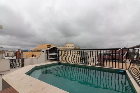 Apartamento à venda com 200m², 3 quartos e 3 vagas Apartamento à venda com 200m², 3 quartos e 3 vagasCobertura - Piscina