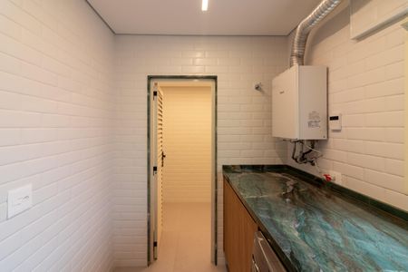 Apartamento à venda com 200m², 3 quartos e 3 vagas Apartamento à venda com 200m², 3 quartos e 3 vagasÁrea de Serviço