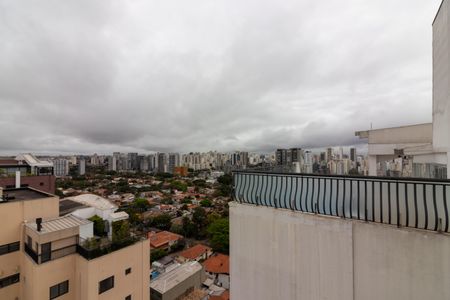 Apartamento à venda com 200m², 3 quartos e 3 vagas Apartamento à venda com 200m², 3 quartos e 3 vagasCobertura - Vista