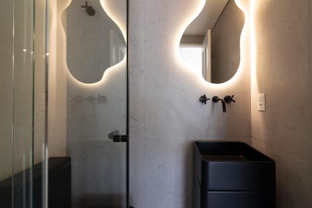 Apartamento à venda com 200m², 3 quartos e 3 vagas Apartamento à venda com 200m², 3 quartos e 3 vagasCobertura - Banheiro