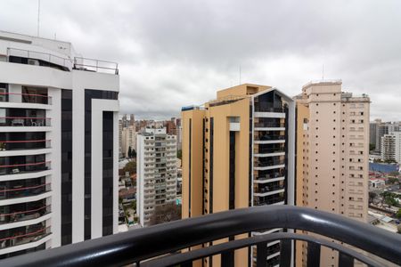 Apartamento à venda com 200m², 3 quartos e 3 vagas Apartamento à venda com 200m², 3 quartos e 3 vagasVaranda da Suíte