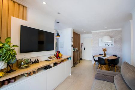 Sala de apartamento à venda com 3 quartos, 70m² em Campestre, Santo André