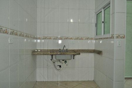 Casa à venda com 3 quartos, 122m² em Parque das Nações, Santo André