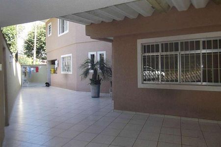 Casa à venda com 185m², 3 quartos e 6 vagas