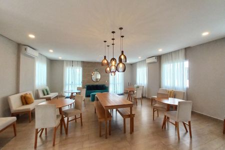 Apartamento à venda com 45m², 2 quartos e 1 vaga Apartamento à venda com 45m², 2 quartos e 1 vagaÁrea comum - Salão de festas