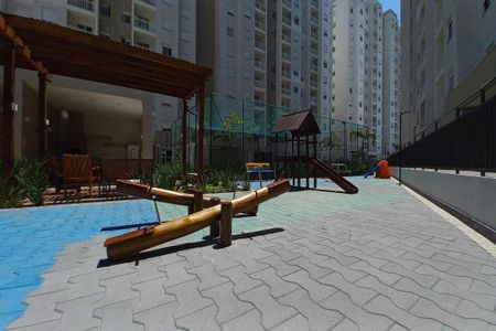 Apartamento à venda com 45m², 2 quartos e 1 vaga Apartamento à venda com 45m², 2 quartos e 1 vagaÁrea comum - Playground