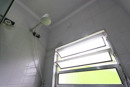 Casa à venda com 117m², 3 quartos e 2 vagasBanheiro 1