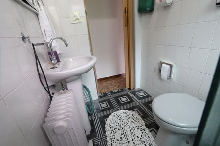 Casa à venda com 117m², 3 quartos e 2 vagasBanheiro 1