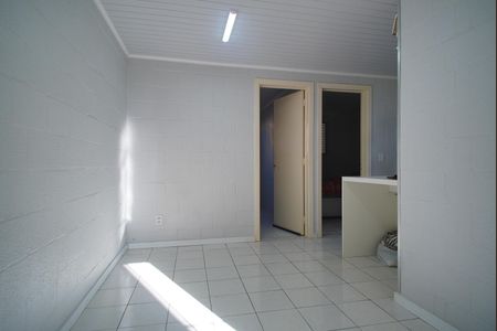 Sala de apartamento para alugar com 2 quartos, 34m² em Rubem Berta, Porto Alegre