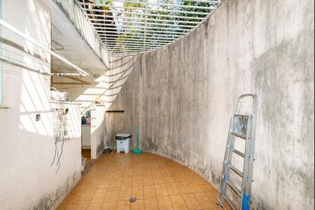 Casa à venda com 355m², 4 quartos e 3 vagas Casa à venda com 355m², 4 quartos e 3 vagasÁrea de Serviço