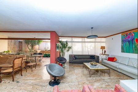 Casa à venda com 355m², 4 quartos e 3 vagas Casa à venda com 355m², 4 quartos e 3 vagasSala 2