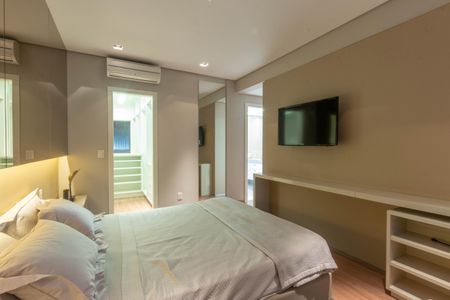 Apartamento à venda com 166m², 4 quartos e 4 vagasSuíte 2