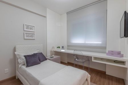 Apartamento à venda com 166m², 4 quartos e 4 vagasSuíte 1