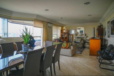 Sala de apartamento à venda com 4 quartos, 246m² em Cambuci, São Paulo