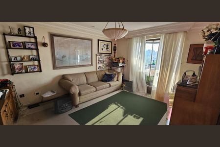 Apartamento à venda com 246m², 4 quartos e 4 vagas Apartamento à venda com 246m², 4 quartos e 4 vagasSala 2