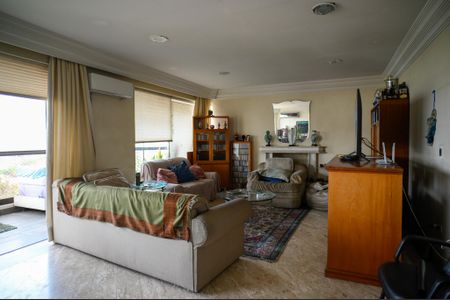 Sala de apartamento à venda com 4 quartos, 246m² em Cambuci, São Paulo