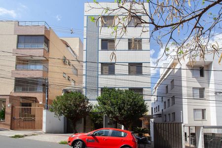Apartamento à venda com 170m², 3 quartos e 2 vagasFachada