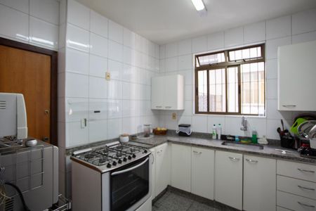 Apartamento à venda com 170m², 3 quartos e 2 vagasCozinha