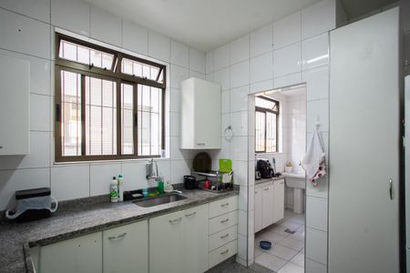 Apartamento à venda com 170m², 3 quartos e 2 vagasCozinha