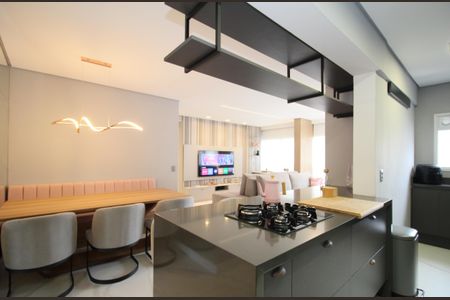 Apartamento à venda com 82m², 2 quartos e 2 vagas Apartamento à venda com 82m², 2 quartos e 2 vagasCozinha