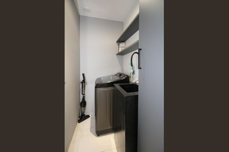 Apartamento à venda com 82m², 2 quartos e 2 vagas Apartamento à venda com 82m², 2 quartos e 2 vagasÁrea de Serviço