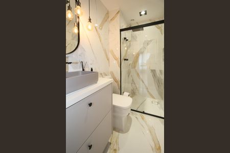 Apartamento à venda com 82m², 2 quartos e 2 vagas Apartamento à venda com 82m², 2 quartos e 2 vagasBanheiro Social