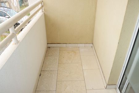 Sacada de apartamento para alugar com 2 quartos, 49m² em Bairro Jardim Nossa Senhora das Graças, Cotia