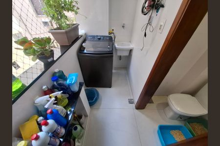 Apartamento à venda com 90m², 2 quartos e sem vaga Apartamento à venda com 90m², 2 quartos e sem vagaÁrea de serviço