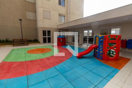 Apartamento à venda com 38m², 2 quartos e 1 vaga Apartamento à venda com 38m², 2 quartos e 1 vagaÁrea Comum - Playground