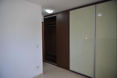 Apartamento à venda com 68m², 2 quartos e 2 vagas Suíte