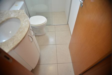 Apartamento à venda com 68m², 2 quartos e 2 vagasBanheiro Social