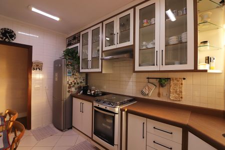 Apartamento à venda com 90m², 3 quartos e 2 vagasCozinha