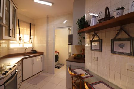 Apartamento à venda com 90m², 3 quartos e 2 vagasCozinha