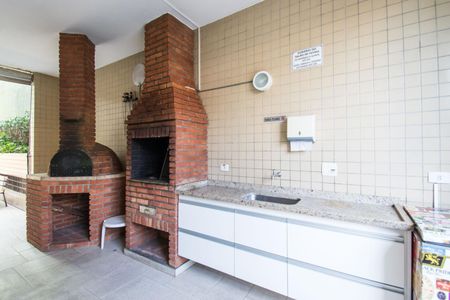 Apartamento à venda com 90m², 3 quartos e 2 vagas Apartamento à venda com 90m², 3 quartos e 2 vagasÁrea comum - Churrasqueira