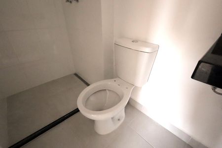 Apartamento à venda com 65m², 3 quartos e 2 vagas Apartamento à venda com 65m², 3 quartos e 2 vagasBanheiro