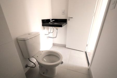 Apartamento à venda com 65m², 3 quartos e 2 vagas Apartamento à venda com 65m², 3 quartos e 2 vagasBanheiro