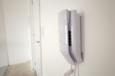 Apartamento à venda com 65m², 3 quartos e 2 vagas Apartamento à venda com 65m², 3 quartos e 2 vagasInterfone