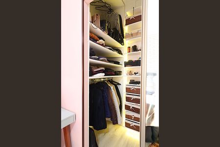 Apartamento à venda com 54m², 3 quartos e 1 vagaCloset do Quarto 3