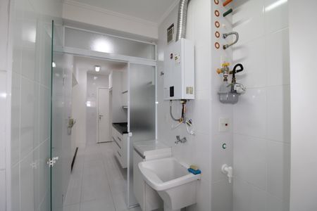 Apartamento para alugar com 93m², 3 quartos e 1 vagaÁrea de Serviço