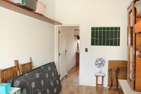 Casa de condomínio para alugar com 320m², 3 quartos e 4 vagasEscritório