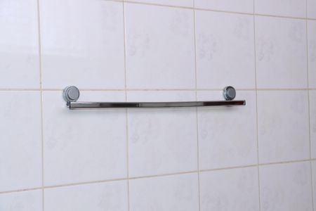 Casa de condomínio para alugar com 320m², 3 quartos e 4 vagasBanheiro da Suíte 1