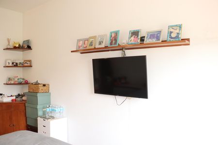 Casa de condomínio para alugar com 320m², 3 quartos e 4 vagasSuíte 1